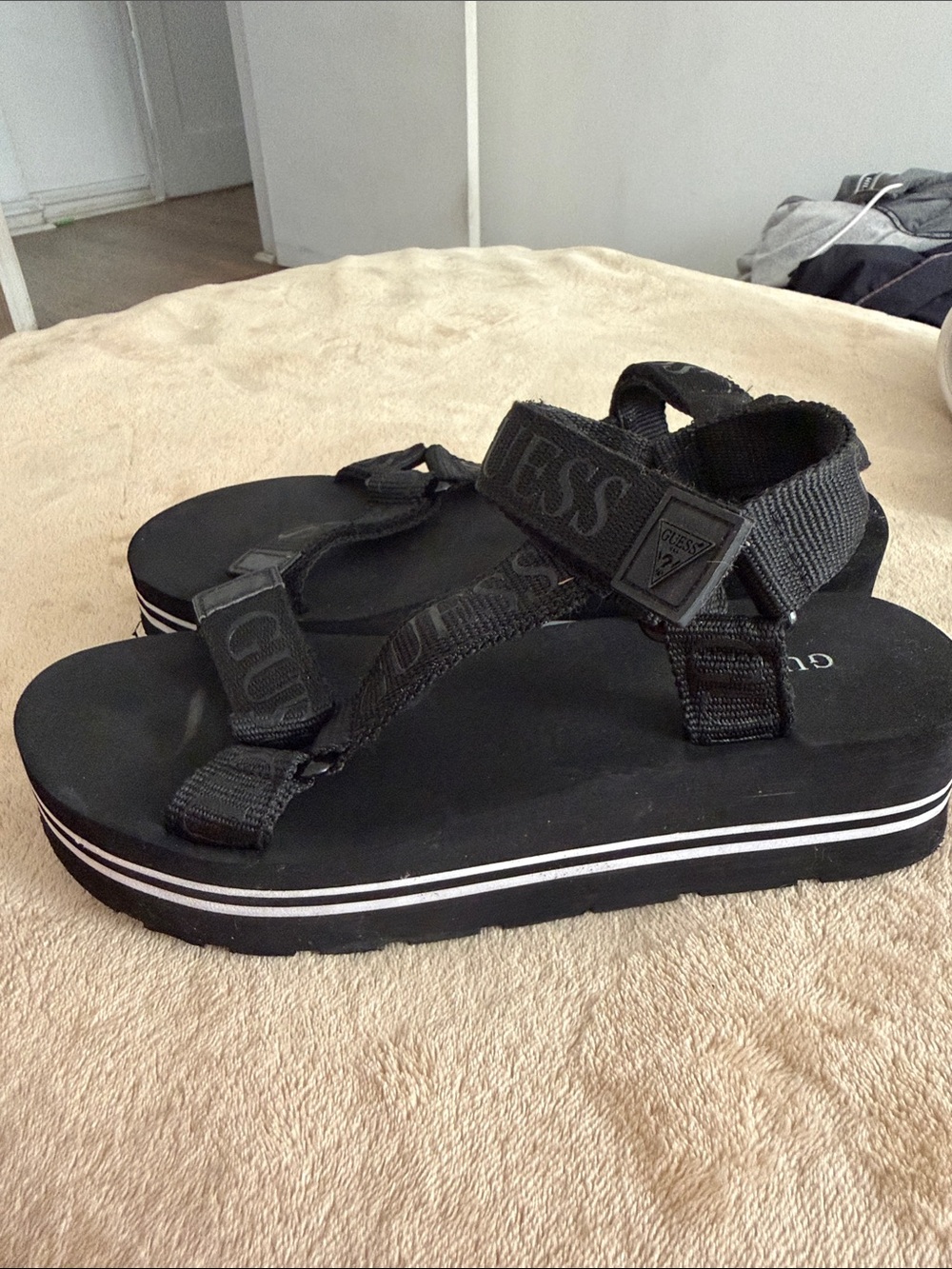 GUESS Black Platform Strap Sandals with White Stripe